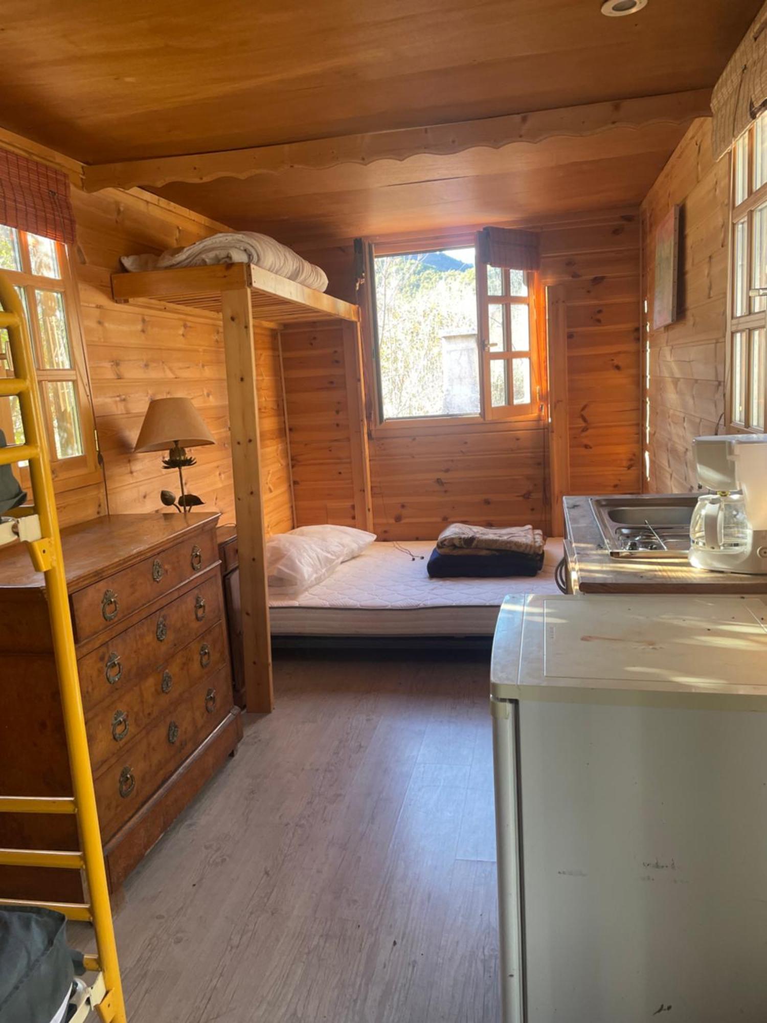 La Roulotte Chez Camille Hotel Veynes Екстериор снимка